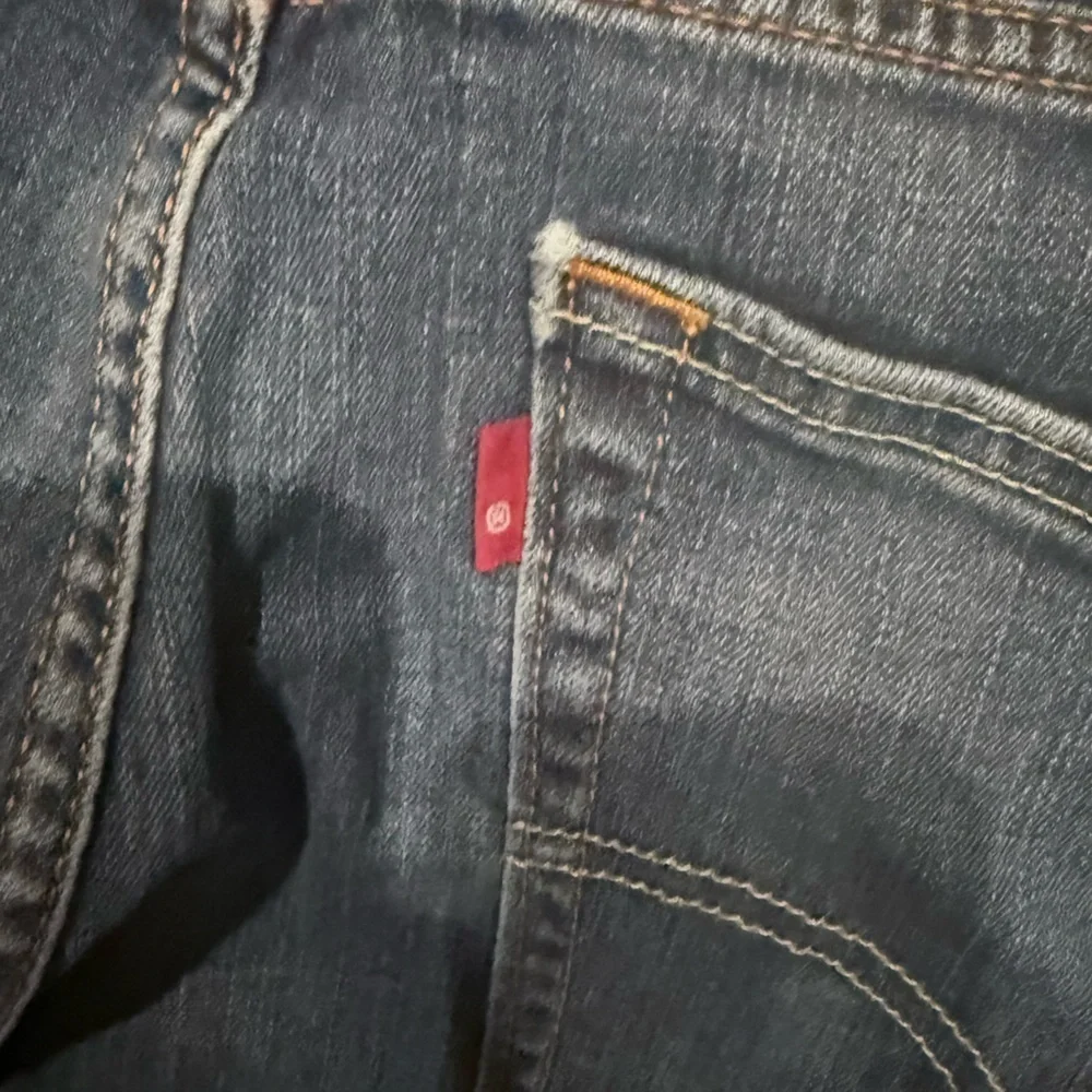 Levis bootcut jeans